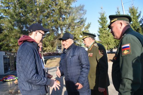 Аксубай егетләре хәрби фәнне үзләштерергә киттеләр