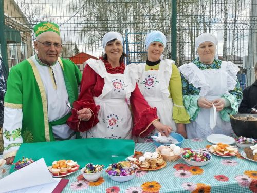 Бәйрәм боткасы белән бөтен авыл сыйланды