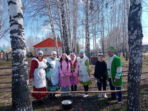 Бәйрәм боткасы белән бөтен авыл сыйланды