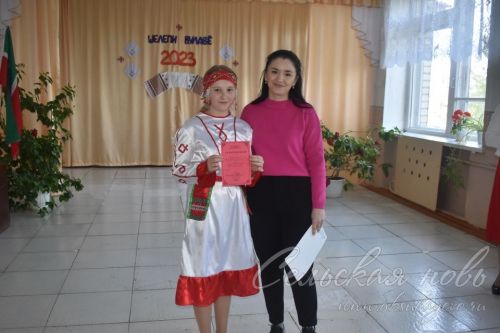 Праздник в сельской школе посвятили чувашскому просветителю Ивану Яковлеву