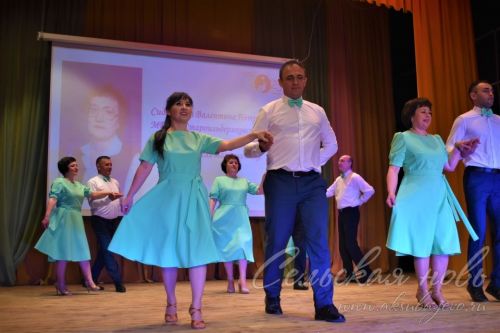 Аксубай районында мәгариф системасының иң яхшы хезмәткәрләрен хөрмәтләделәр
