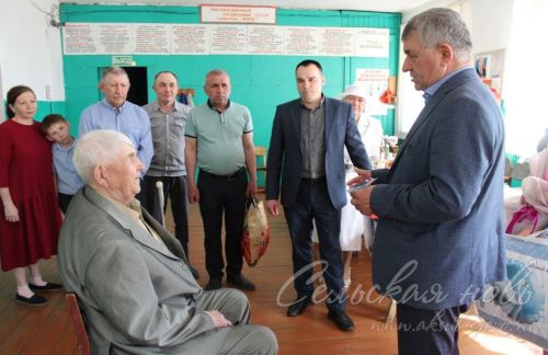 Аксубай районыннан ТАССРның атказанган энергетигына 90 яшь тулды