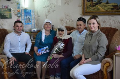 Тяжелый труд познала Нажия Гарифуллина в послевоенные годы