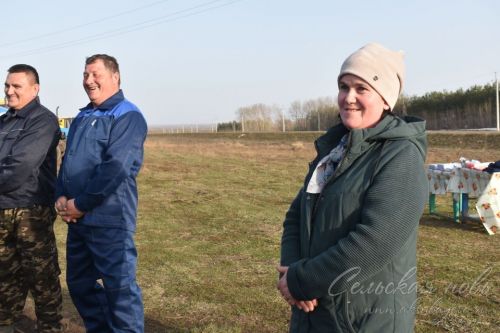 В Аксубаевском районе проверили готовность техники к весенне-полевым работам