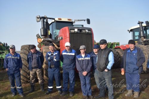 В Аксубаевском районе проверили готовность техники к весенне-полевым работам