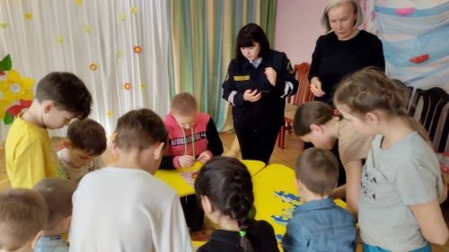 В социальных учреждениях Аксубаевского района провели беседы по ПДД