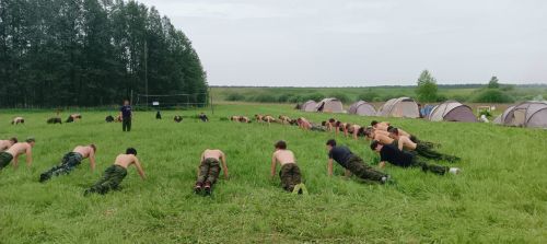 В Аксубаевском районе заработал палаточный лагерь для будущих защитников Родины