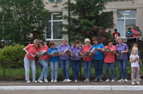 «Библиосумерки 2023» в Аксубаеве: флешмоб, опыты и Пушкин с Гоголем