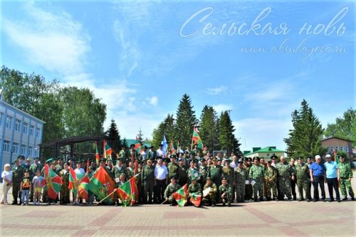 Аксубаевцы, охранявшие рубежи страны, отметили День пограничника