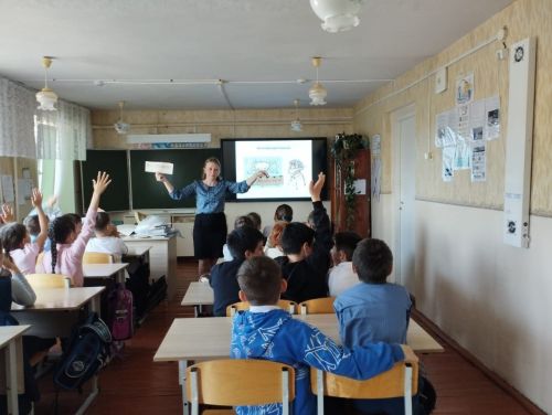 Аксубай районы мәктәпләрендә балаларны яклау көненә багышланган чаралар уза