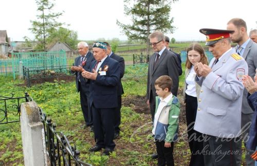 Яңа Ибрай авылында узган тантаналы чара Алмас Әдһәмов истәлегенә багышланды