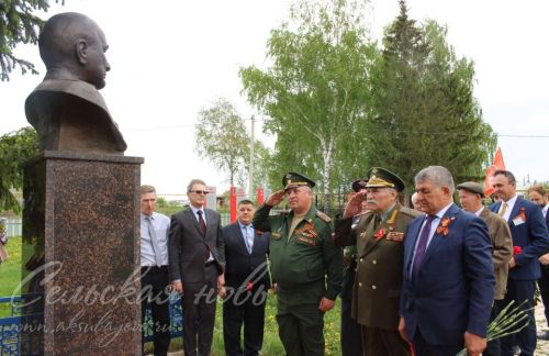 Яңа Ибрай авылында узган тантаналы чара Алмас Әдһәмов истәлегенә багышланды