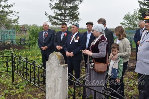 Яңа Ибрай авылында узган тантаналы чара Алмас Әдһәмов истәлегенә багышланды