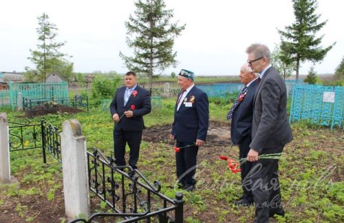 Яңа Ибрай авылында узган тантаналы чара Алмас Әдһәмов истәлегенә багышланды