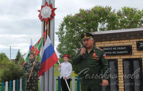 Җиңүнең 78 еллыгы уңаеннан Аксубай районында һәлак булган якташларга обелиск ачылды