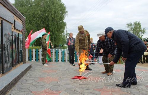 Җиңүнең 78 еллыгы уңаеннан Аксубай районында һәлак булган якташларга обелиск ачылды