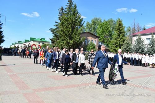 Аксубай Бөек Җиңү көнен бәйрәм итте