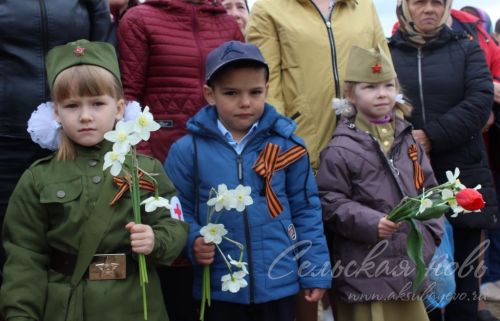 Җиңүнең 78 еллыгы уңаеннан Аксубай районында һәлак булган якташларга обелиск ачылды