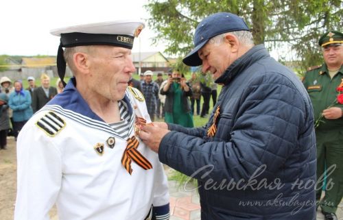 Җиңүнең 78 еллыгы уңаеннан Аксубай районында һәлак булган якташларга обелиск ачылды