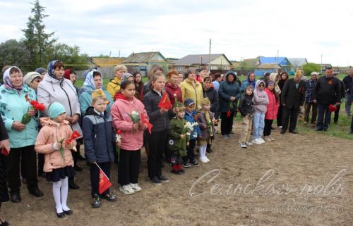 Җиңүнең 78 еллыгы уңаеннан Аксубай районында һәлак булган якташларга обелиск ачылды