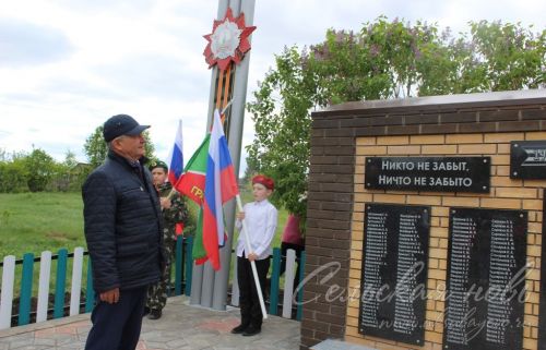 Җиңүнең 78 еллыгы уңаеннан Аксубай районында һәлак булган якташларга обелиск ачылды