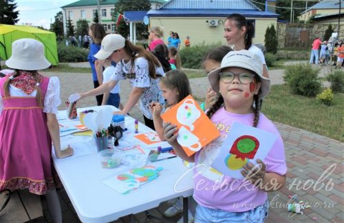 Балачак бәйрәме: җәйнең беренче көнендә шатлык һәм күңел ачу