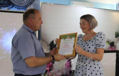 Аксубайда медицина хезмәткәрләрен хөрмәтләделәр