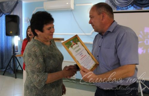 Аксубайда медицина хезмәткәрләрен хөрмәтләделәр