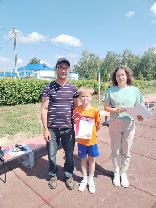 Аксубаевские школьники в День защиты детей сдали нормативы ГТО