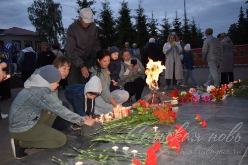 В Аксубаеве в память о фронтовиках зажгли свечи