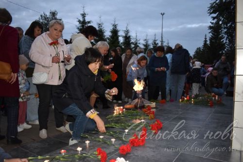 В Аксубаеве в память о фронтовиках зажгли свечи