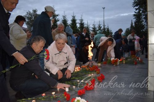 В Аксубаеве в память о фронтовиках зажгли свечи