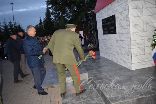 В Аксубаеве в память о фронтовиках зажгли свечи