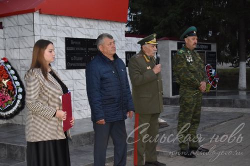В Аксубаеве в память о фронтовиках зажгли свечи