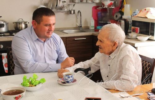 В Аксубаевском районе встретились два однополчанина, две легенды