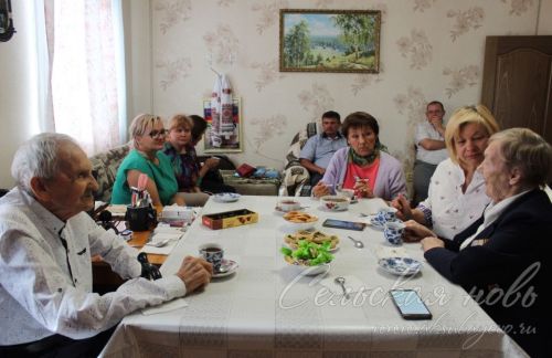 В Аксубаевском районе встретились два однополчанина, две легенды