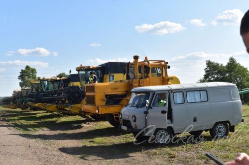 В Аксубаевском районе проверили готовность к жатве