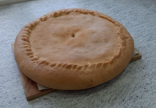Пирог с курицей и сельдереем