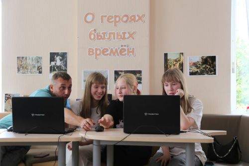 Аксубай укучылары 3D-принтерда гаджетлар ясарга өйрәнделәр