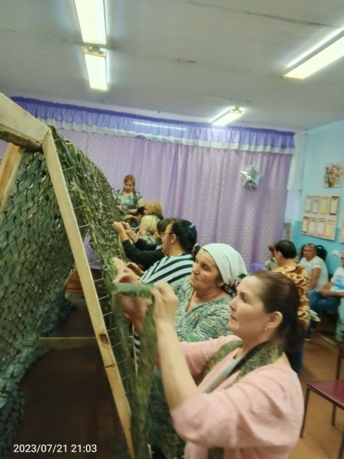Аксубайлылар, маскировка челтәрләре үреп, Җиңүне якынайталар
