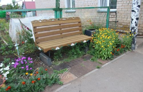 Утыз ел бер ишегалдында, бер гаилә кебек