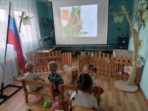 С 1 сентября в детских садах пользуются отечественной литературой