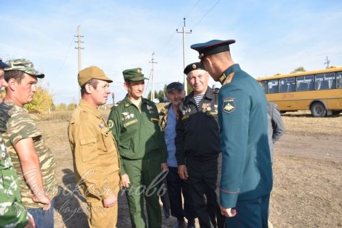 Герой России танкист Расим Баксиков посетил историческую родину