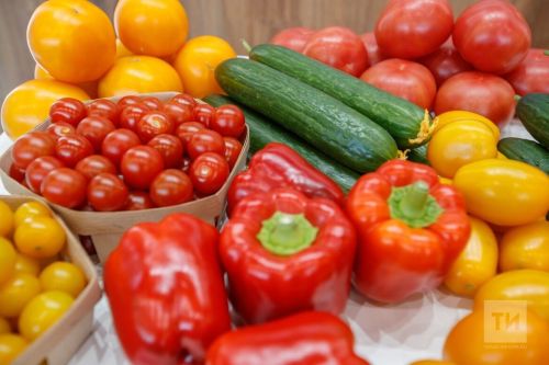 Сладкий перец, маринованный целиком: как приготовить вкусную закуску на зиму