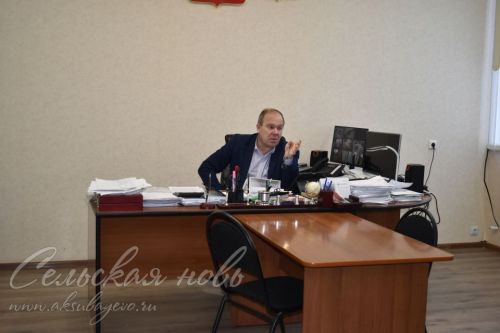В метель рекомендовано на дорогу не выезжать