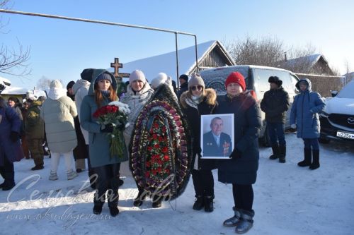 Аксубаевский район простился с солдатом Победы Сергеем Васильевым