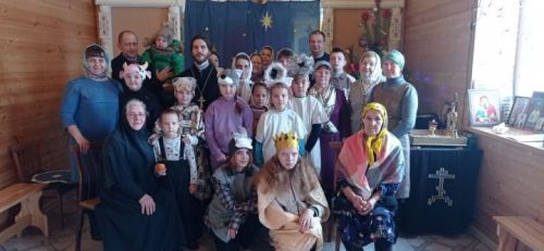 Аксубай районының авыл гыйбадәтханәсендә балалар “Раштуа төне”н сәхнәләштерделәр