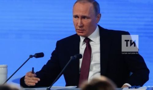 Путин подписал закон об увеличении МРОТ