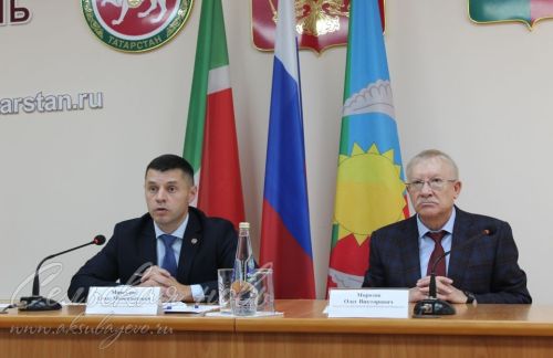 Депутат Госдумы Олег Морозов встретился с активом Аксубаевского района