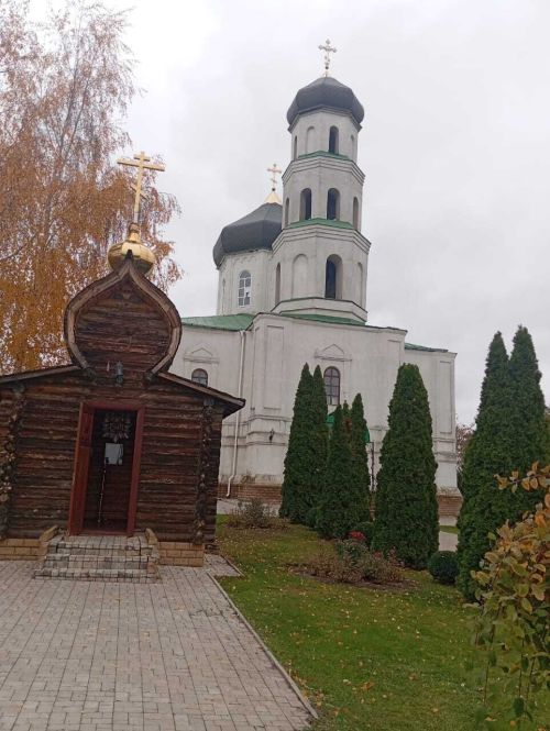 Кичә монда сугыш булган: Ильинский монастыре аксубайлылардан гуманитар ярдәм кабул итте